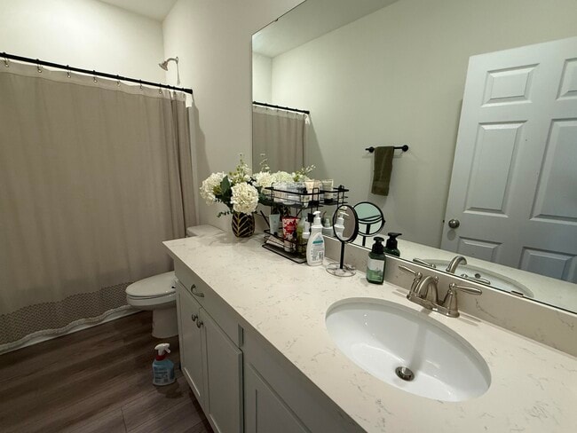 Building Photo - 18 W Sky Wy