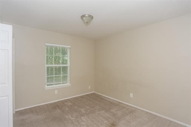 Building Photo - 702 Southridge Ct