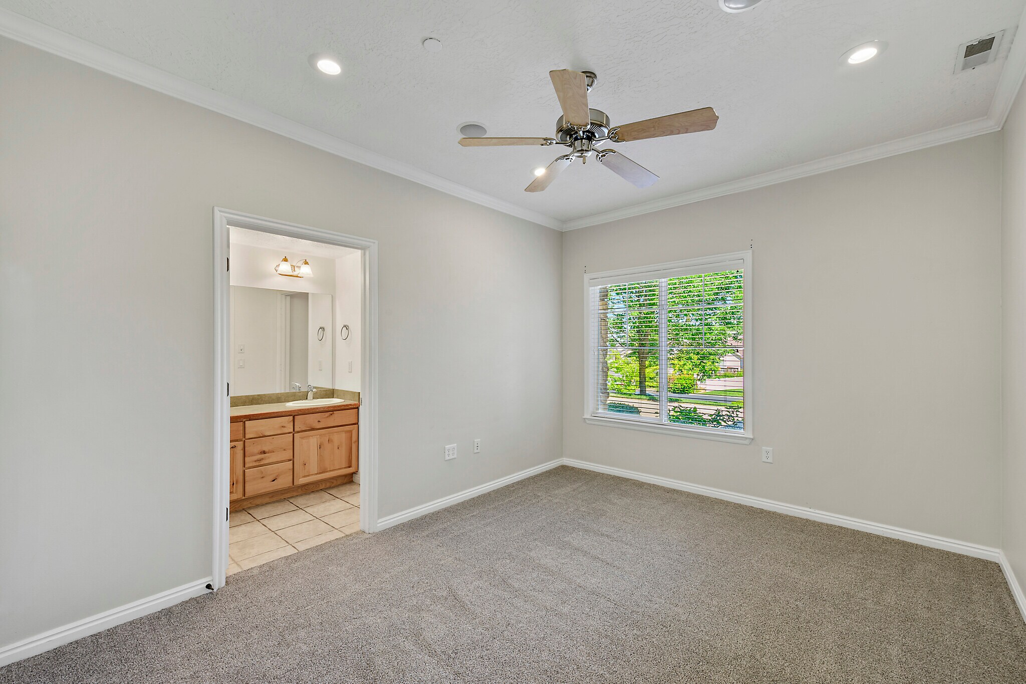 Building Photo - 1104 Meadow Fork Rd #9