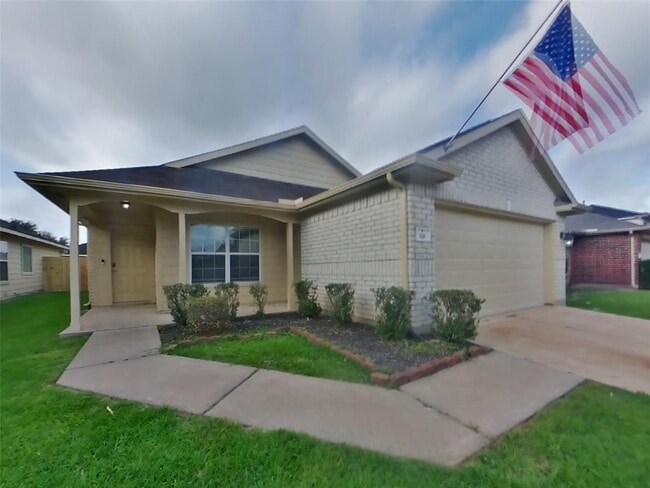 Building Photo - 318 Annatto Ln