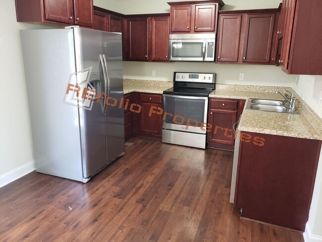 Building Photo - Amazing 3-Bedroom Ranch with a 2-Car Garage and a Huge Backyard in Hadden Pointe, Fuquay-Varina —...