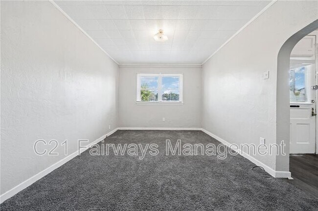 Building Photo - 1222 Rodgers St