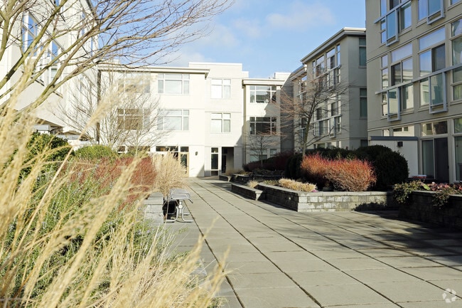 Building Photo - 507 Northgate