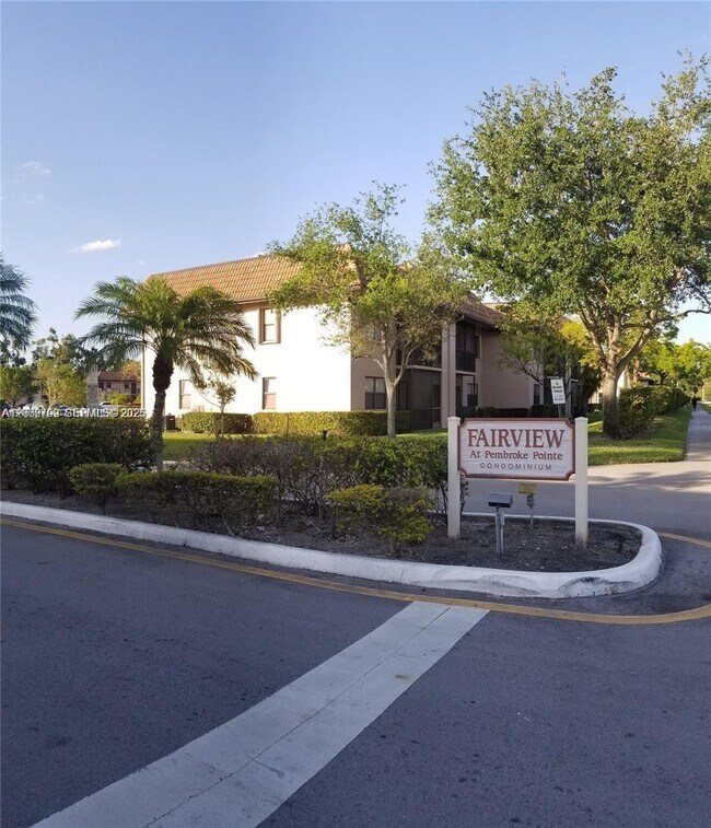 Building Photo - 10468 NW 10th St