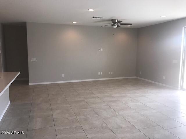 Building Photo - 40765 W Haley Dr