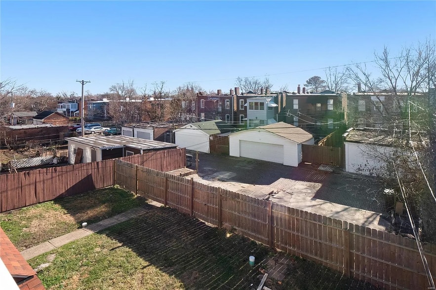 Building Photo - 3452 Alberta St