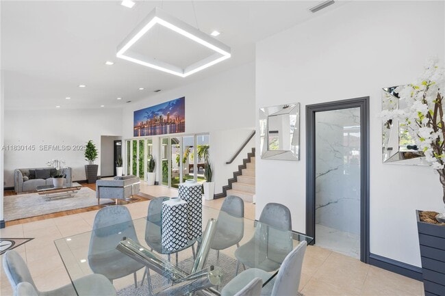 Building Photo - 13815 SW 38th St