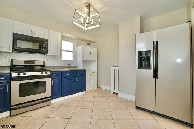 Building Photo - 26 Tappan Ave