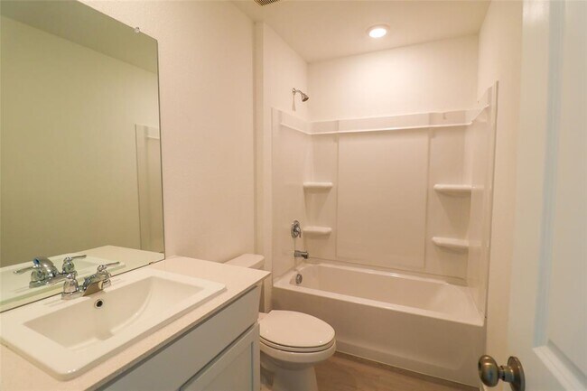 Building Photo - 31371 Black Cherry St