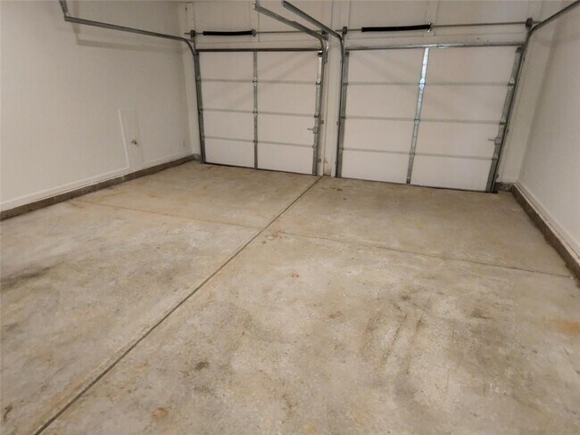 Building Photo - 6145 Langdon Way