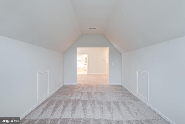 Building Photo - 41256 Lenah Point Dr