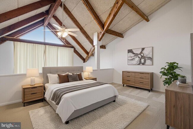 Building Photo - 312 Severn Ave