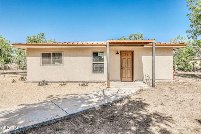 Building Photo - 137 Lanell Dr
