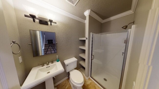 Building Photo - Wilsonville - Newly Updated 4 Bed + Bonus, Central Air, Cul-De-Sac!