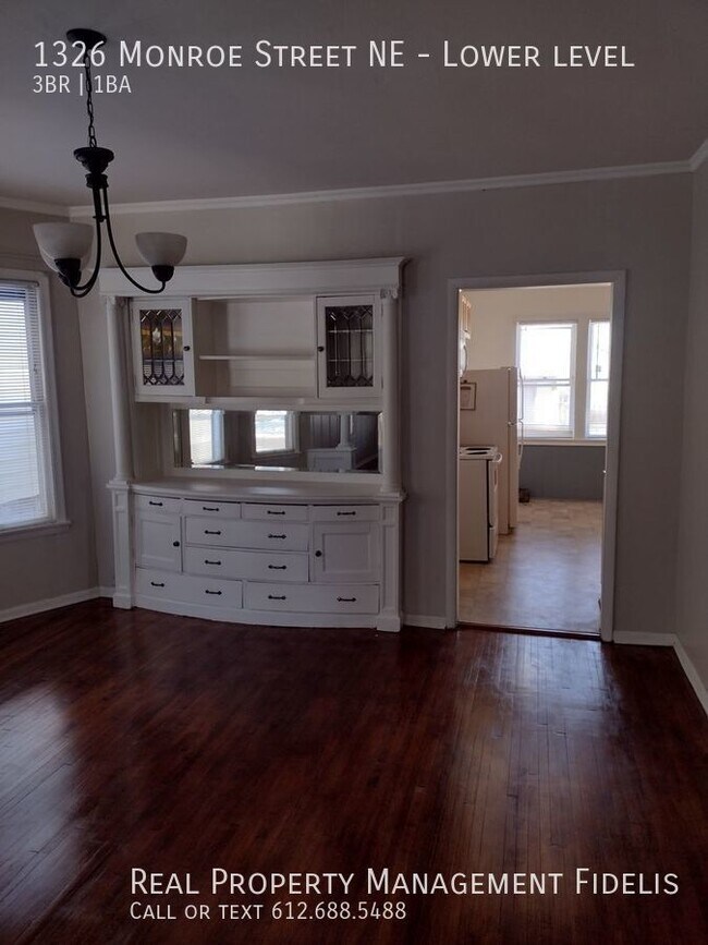 Building Photo - 1326 Monroe St NE