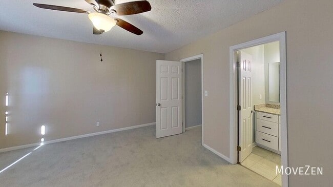 Building Photo - 3781 Greens Crossing-