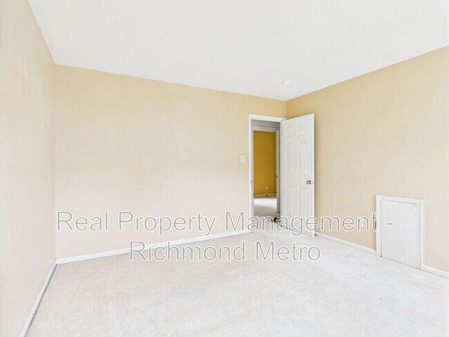 Building Photo - 1507 Skirmish Run Dr