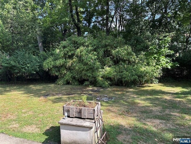 Building Photo - 31 Farview Terrace