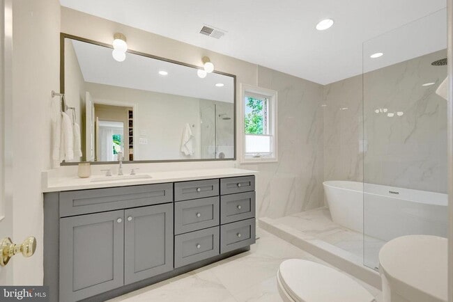 Building Photo - 6305 Dunaway Ct