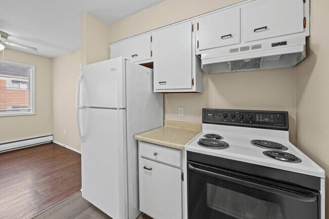 Building Photo - 146 Woodhill Dr