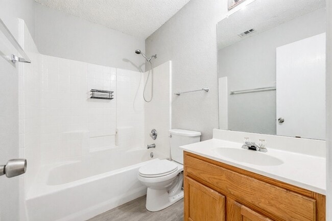 Building Photo - 6431 St Leonard Dr