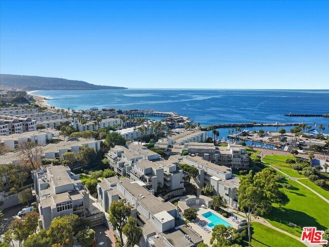 Building Photo - 240 The Village