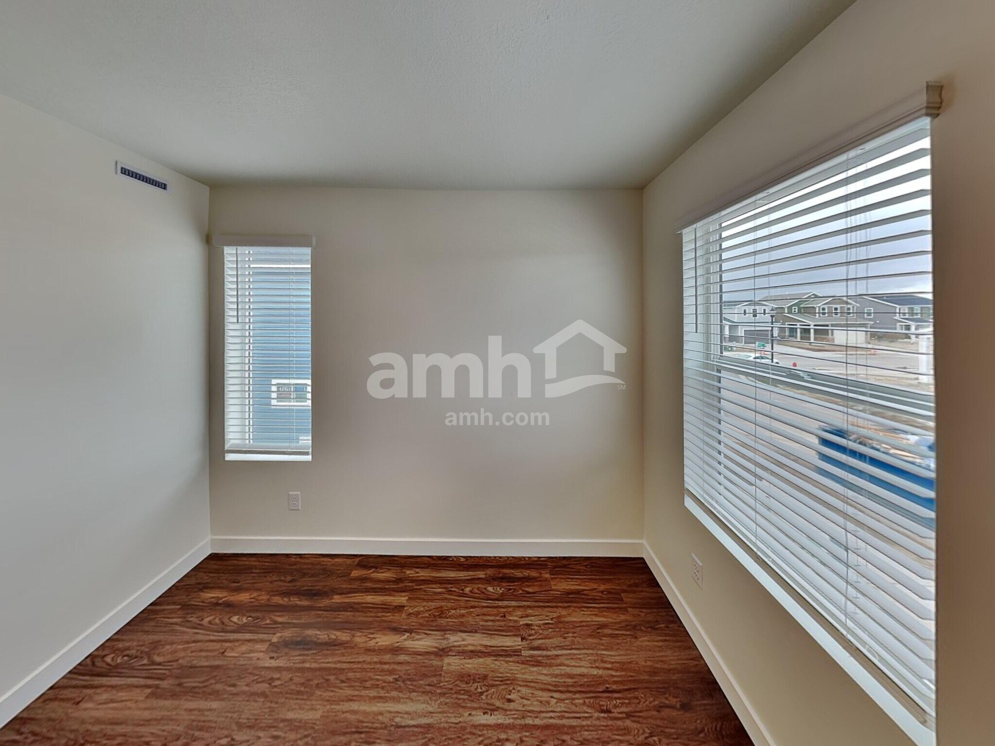 Building Photo - 8964 S John Annie Ln