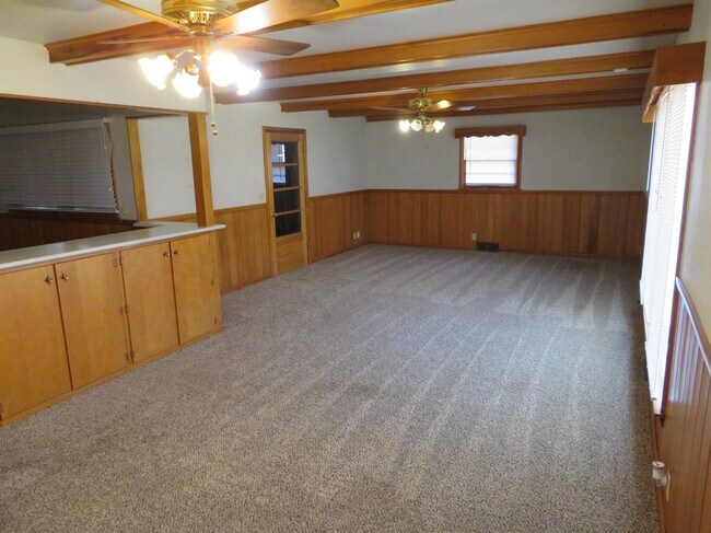 Building Photo - 9607 I-27