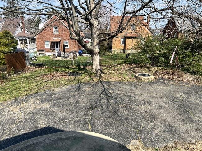 Building Photo - 5194 Sidney Rd