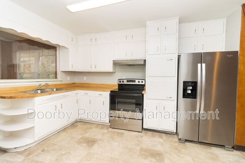 Building Photo - 3621 Lerch St