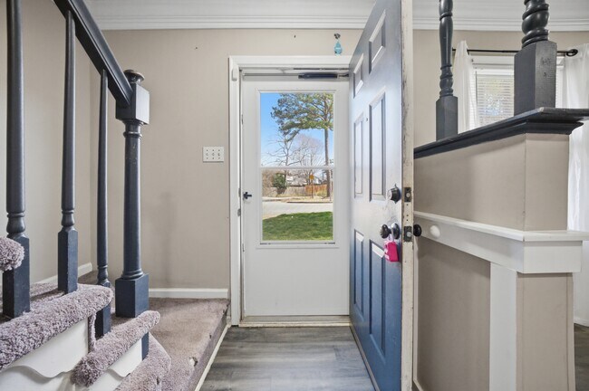 Building Photo - 25 Chowan Pl