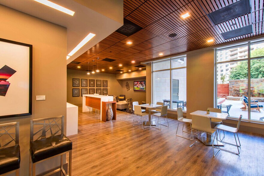 Building Photo - 22202 18th St S