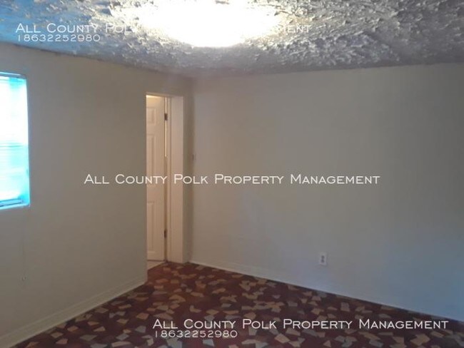 Building Photo - 1 bedroom in Lakeland FL 33801