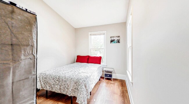 Building Photo - 5437 Biffle Rd