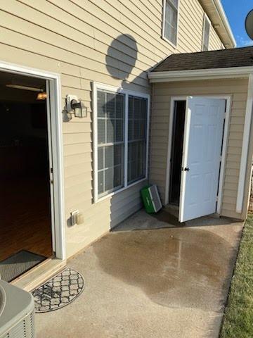 Building Photo - 16 Lawton Cir