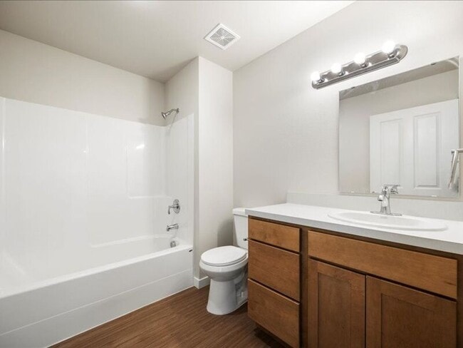 Building Photo - 6005C Chapel Hill Blvd