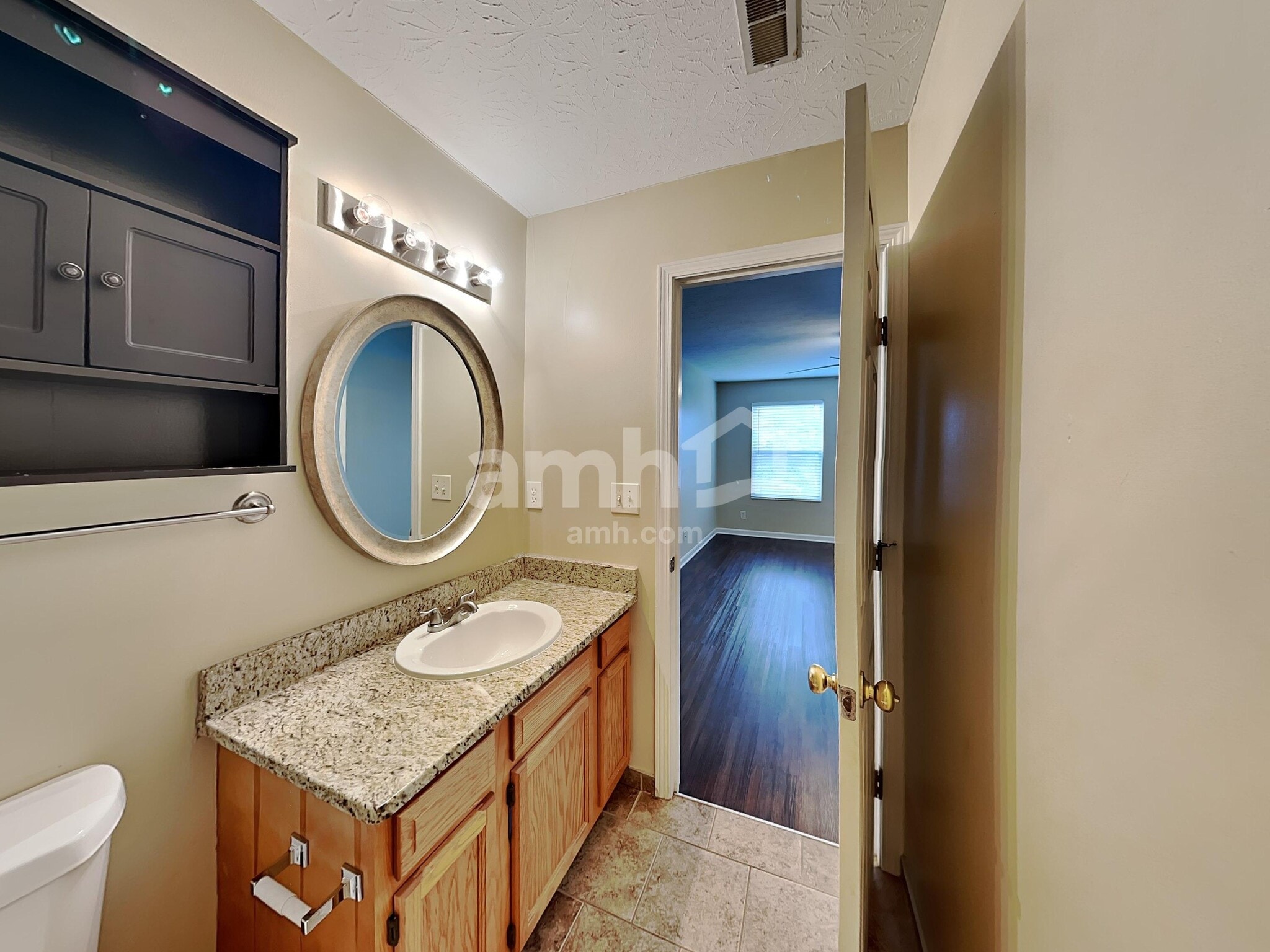 Building Photo - 3162 Bridlerun Dr