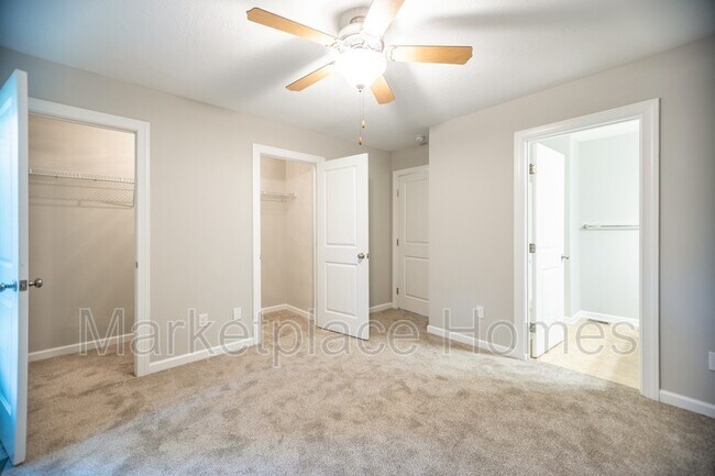 Building Photo - 211 Adderman Dr