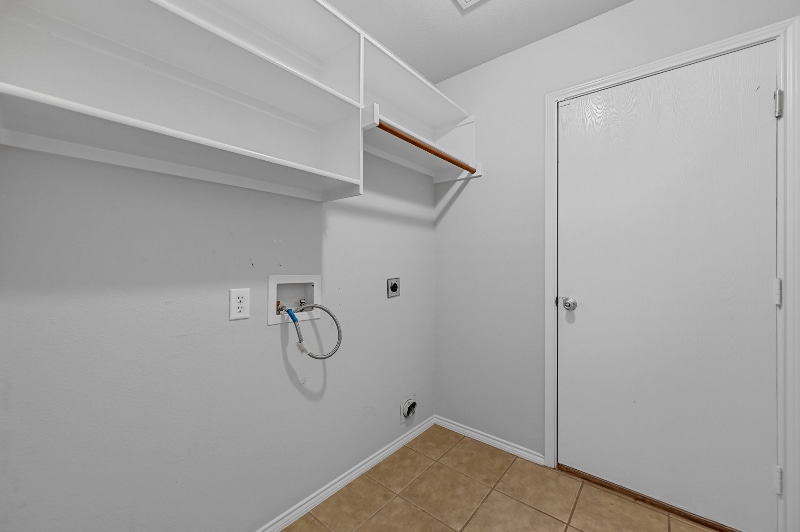 Building Photo - 10010 Voss Ave