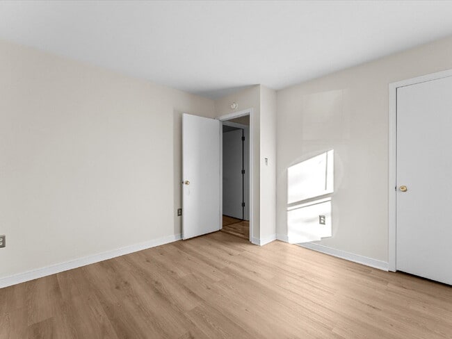 Building Photo - 11330 Bailey Woods Dr