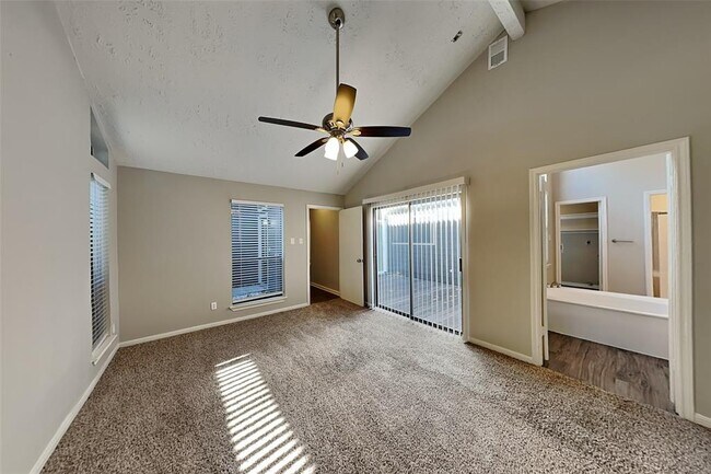 Building Photo - 6230 Billington St