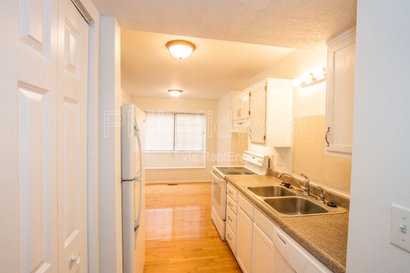 Building Photo - 1838 Keystone Lakes Dr