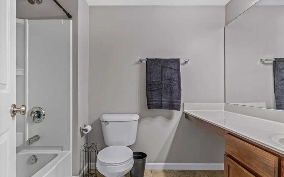 Building Photo - 9740 Bexley Station Dr