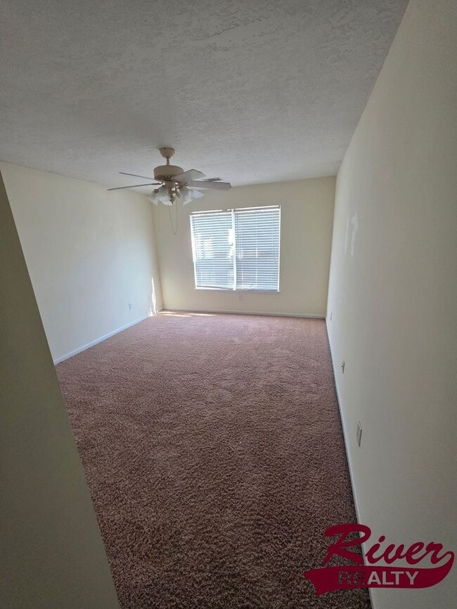 Building Photo - Townhouse located in Evans, Georgia!