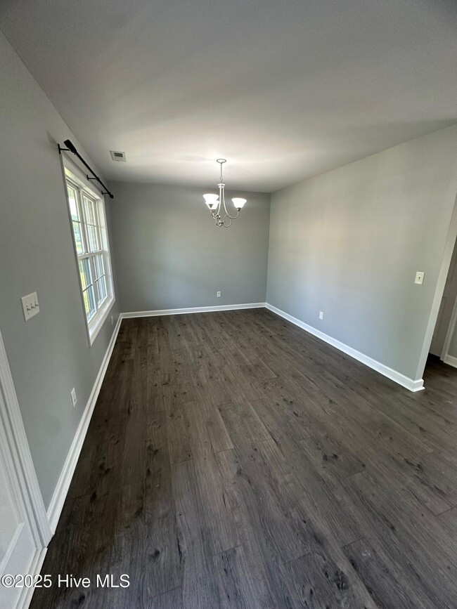 Building Photo - 2443 Kodiak Dr