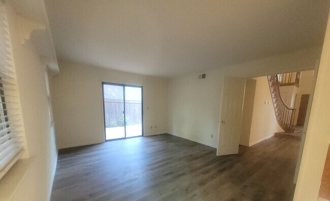 Building Photo - Gated community along American River Drive