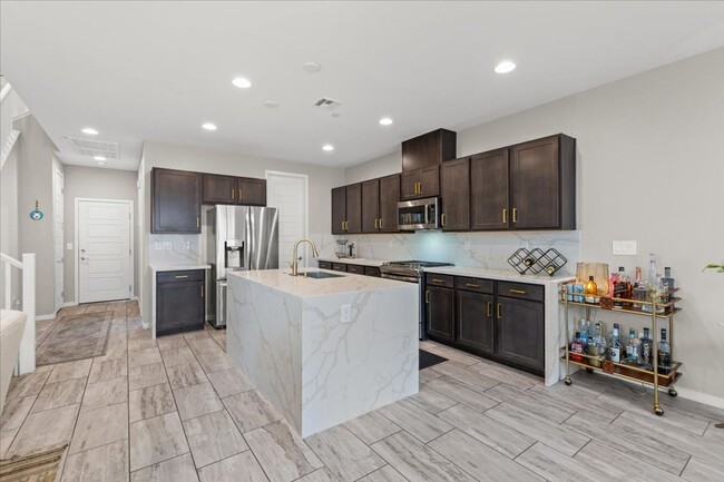 Building Photo - Luxurious, Modern, Completely Renovated 3 Bedroom Home In the Heart of Summerlin