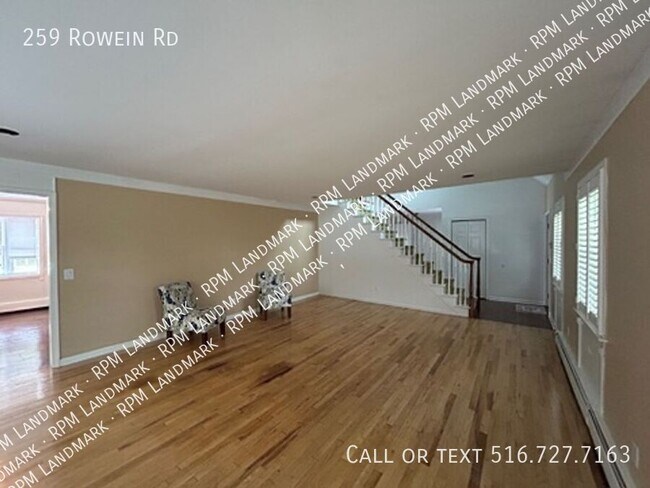 Building Photo - 259 Frowein Rd