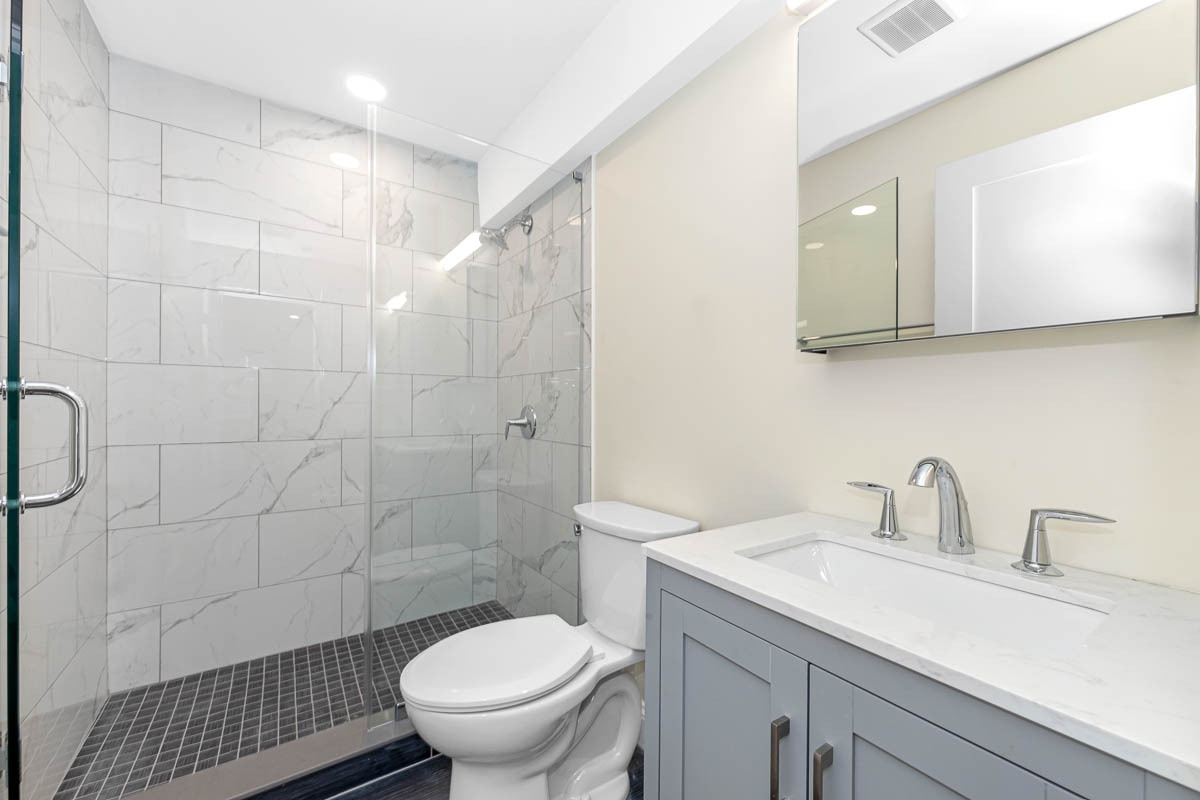 Building Photo - 77 Winchester St