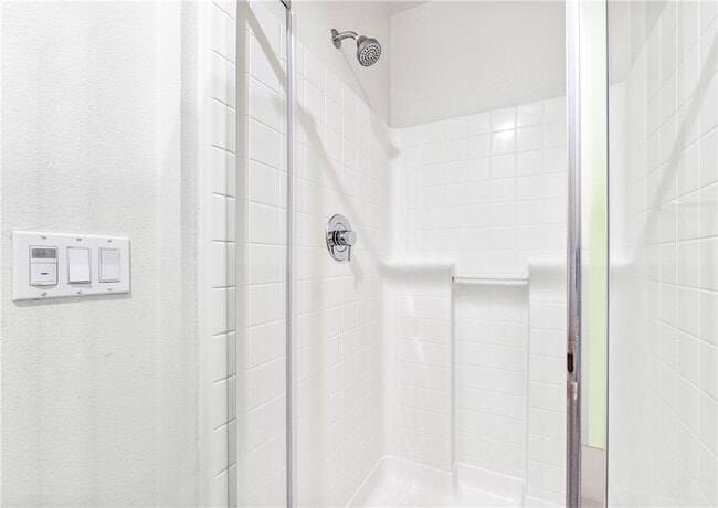Building Photo - 664 Colorado Cir